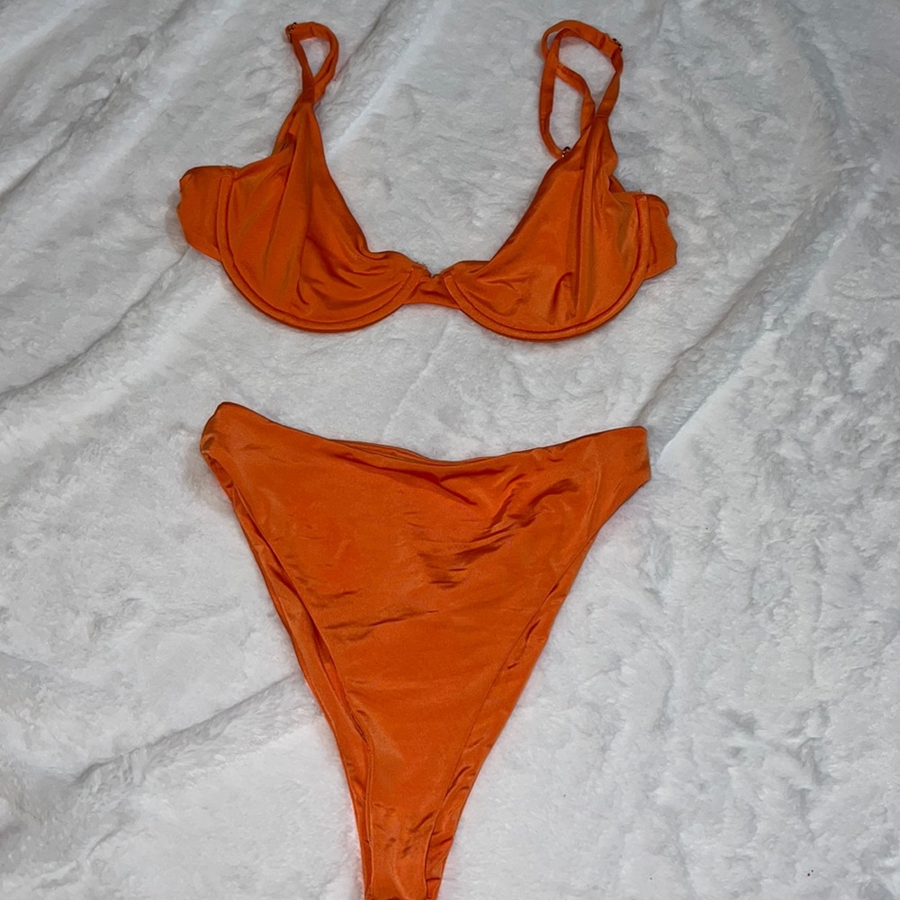 Naked wardrobe bikini